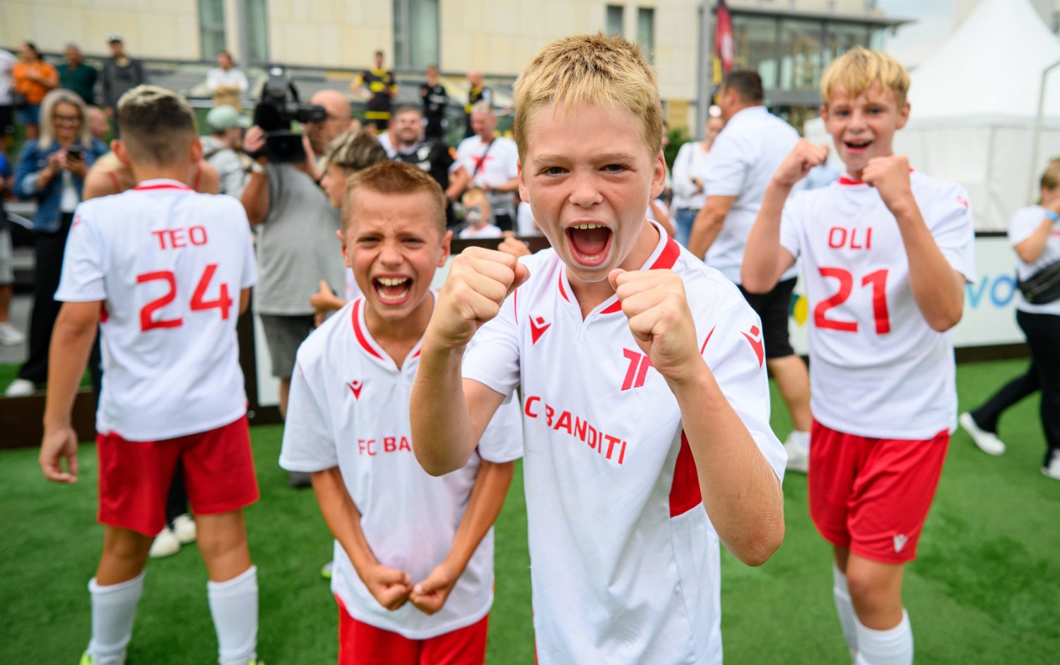 Klub | Vyhra je krsne, ale pomc niekomu ete krajie