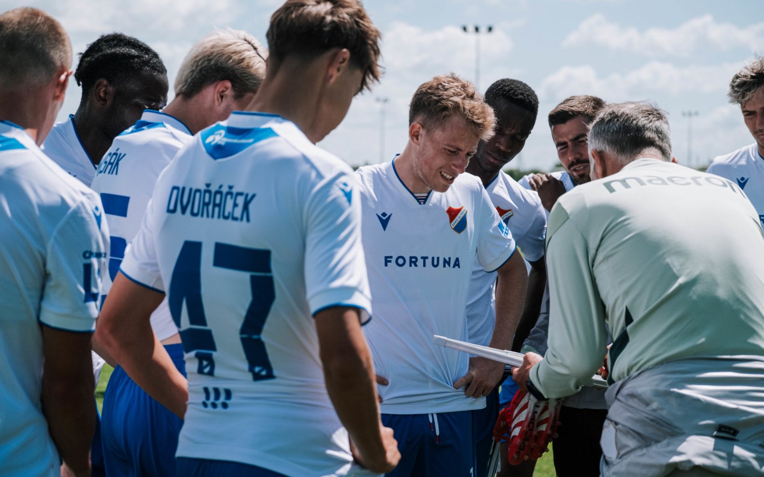 Preview | V gener�lke proti Ban�ku Ostrava