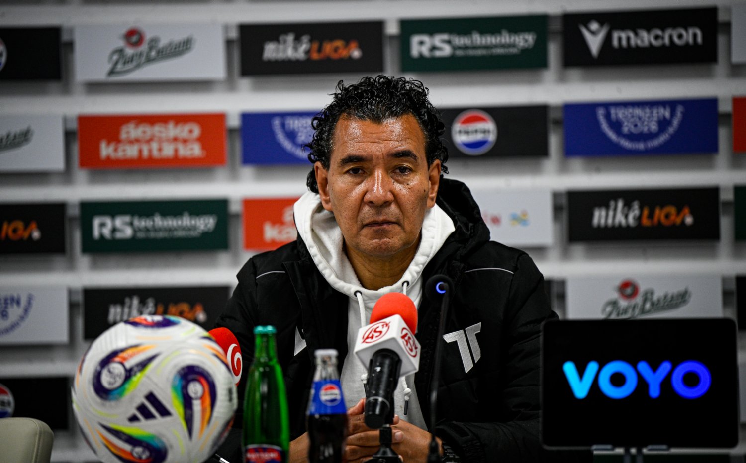 ASTV | Tla�ov� konferencia po z�pase 3. kola nadstavby Nik� ligy proti Ru�omberku