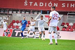  autor: Martin Kramsk�