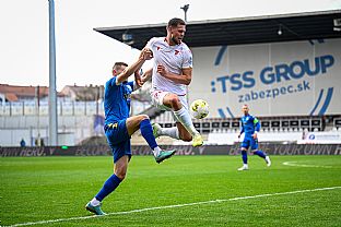  autor: Martin Kramsk�