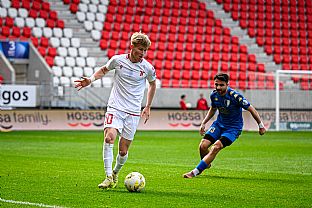  autor: Martin Kramsk�